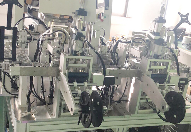 全自动焊锡机 全自动焊锡机